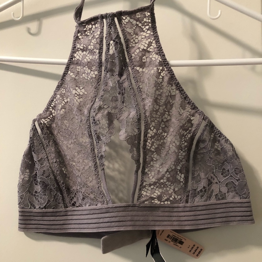 VS. S lavender lace bralette